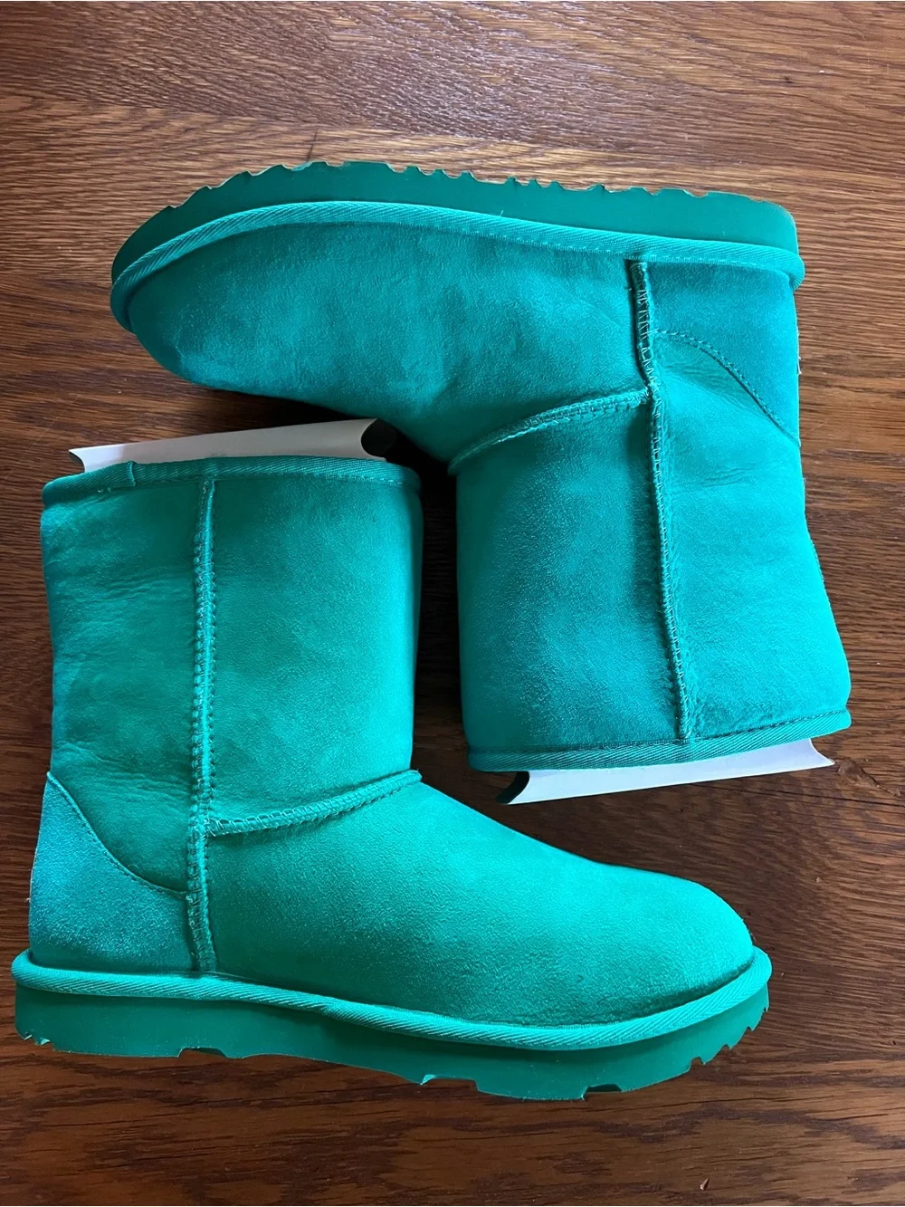 UGG Kids/Womens Bright Green Suede Boots Like New Size 6 Kids